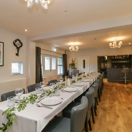 Cartmel Old Grammar Holiday home *